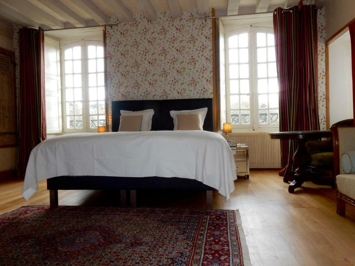 Le Presbytere Du Vigneau Ménil Eksteriør billede